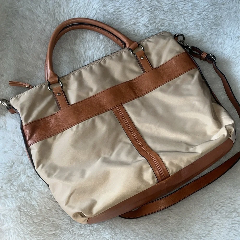 Men's Beige and Tan Travel Tote Bag - Classic Carryall